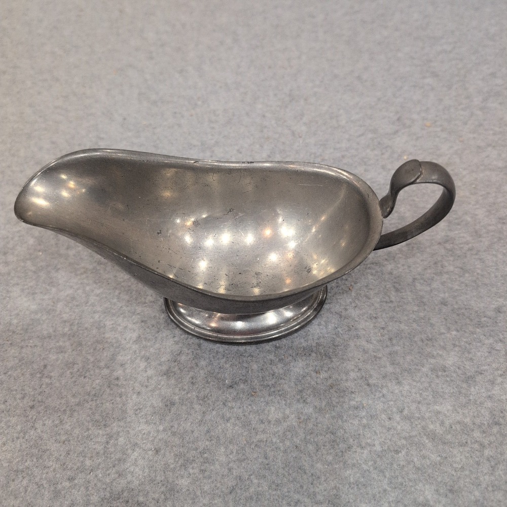 Crescent Pewter Gravy Boat Traditional Pedestal Base Sauce Server Silver Tone - Picture 2 of 7